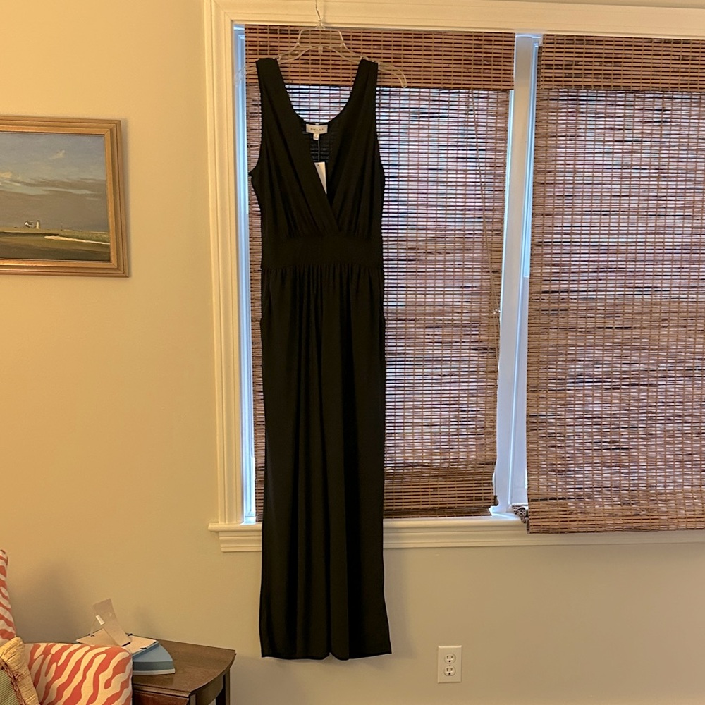 Elegant Black Sleeveless Pantsuit from Gilli
